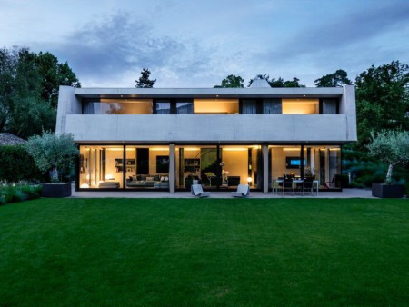 CASA DE DOS PLANTAS, CALIFEEL 320 m2 